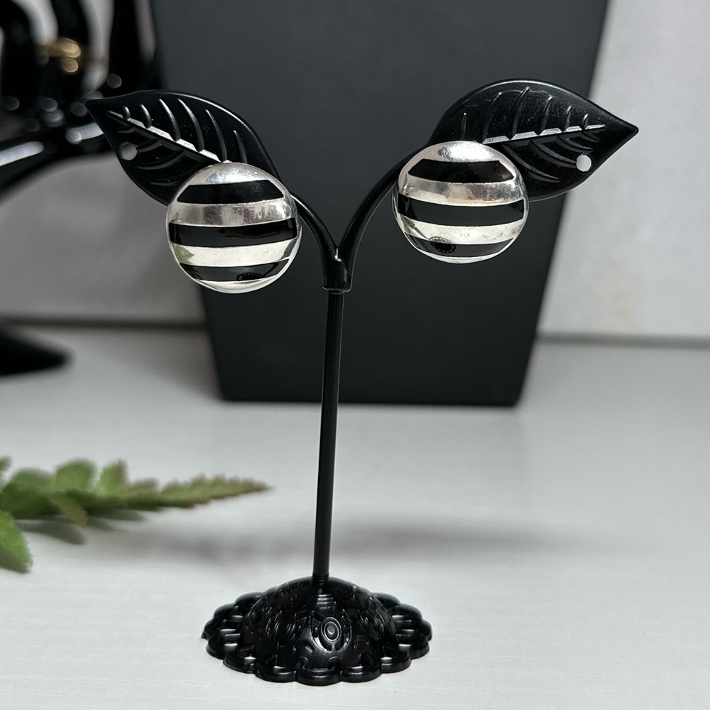Taxco Mexico 925 Sterling Silver stud Earrings